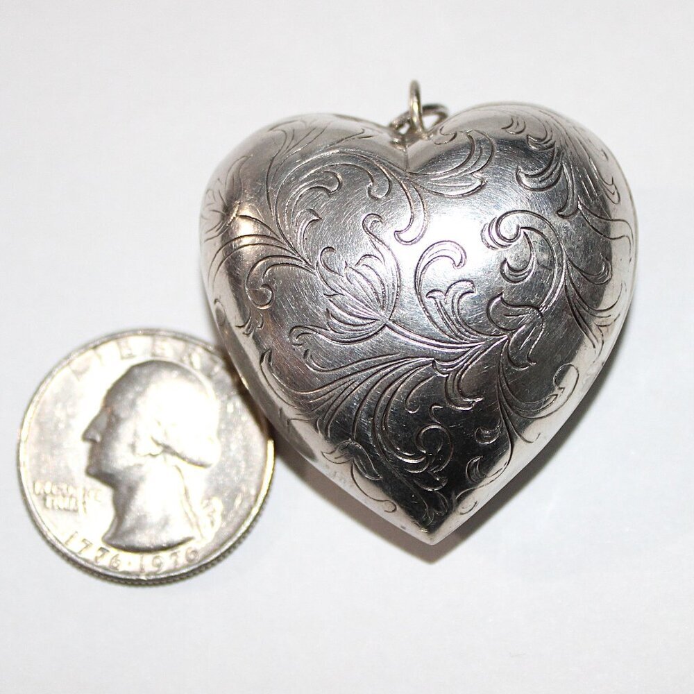 Vintage Sterling Silver Puffed Heart Floral Etched Pendant 12 Grams RM Trush - Picture 2 of 5